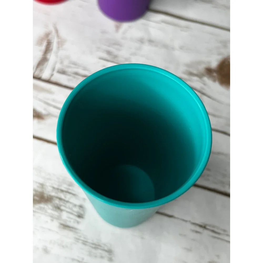 VTG Tupperware Tumblers Multicolor Retro Plastic 16oz Set‎ of 4 115-12 6.5